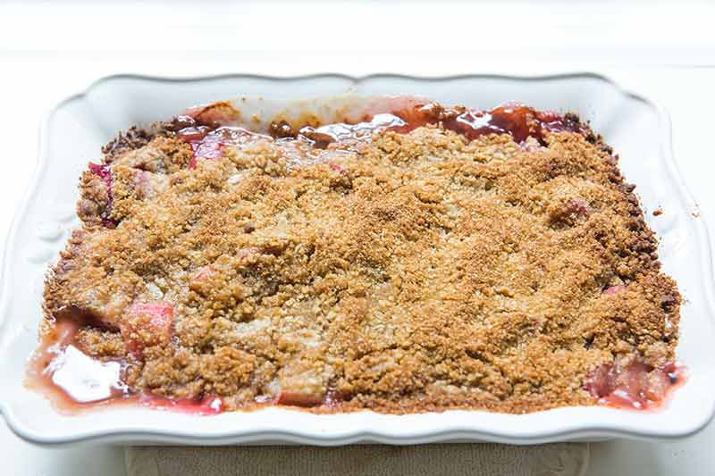 finished baked rhubarb crumble