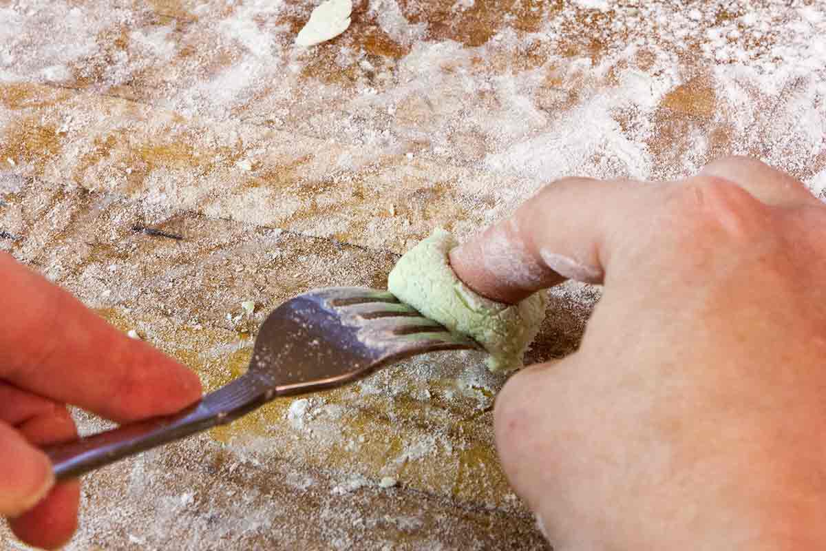 spinach-ricotta-gnocchi-method-10