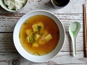 Overhead view of a bowl of quick and easy miso soup.