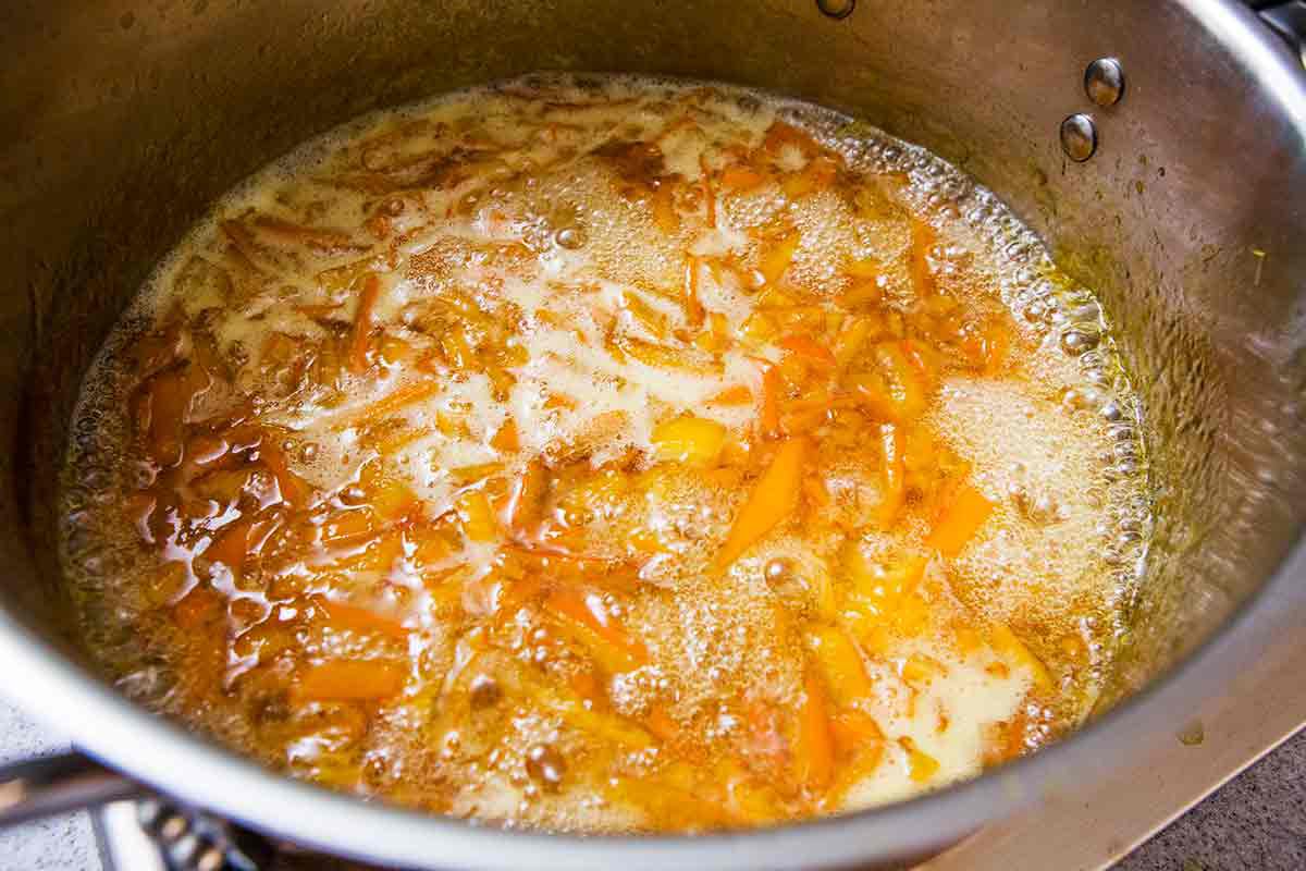 boil the orange marmalade until it reaches a set point