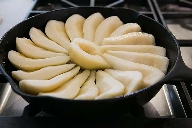 pear-tarte-tatin-method-4