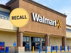 Walmart storefront with a recall notice overlay