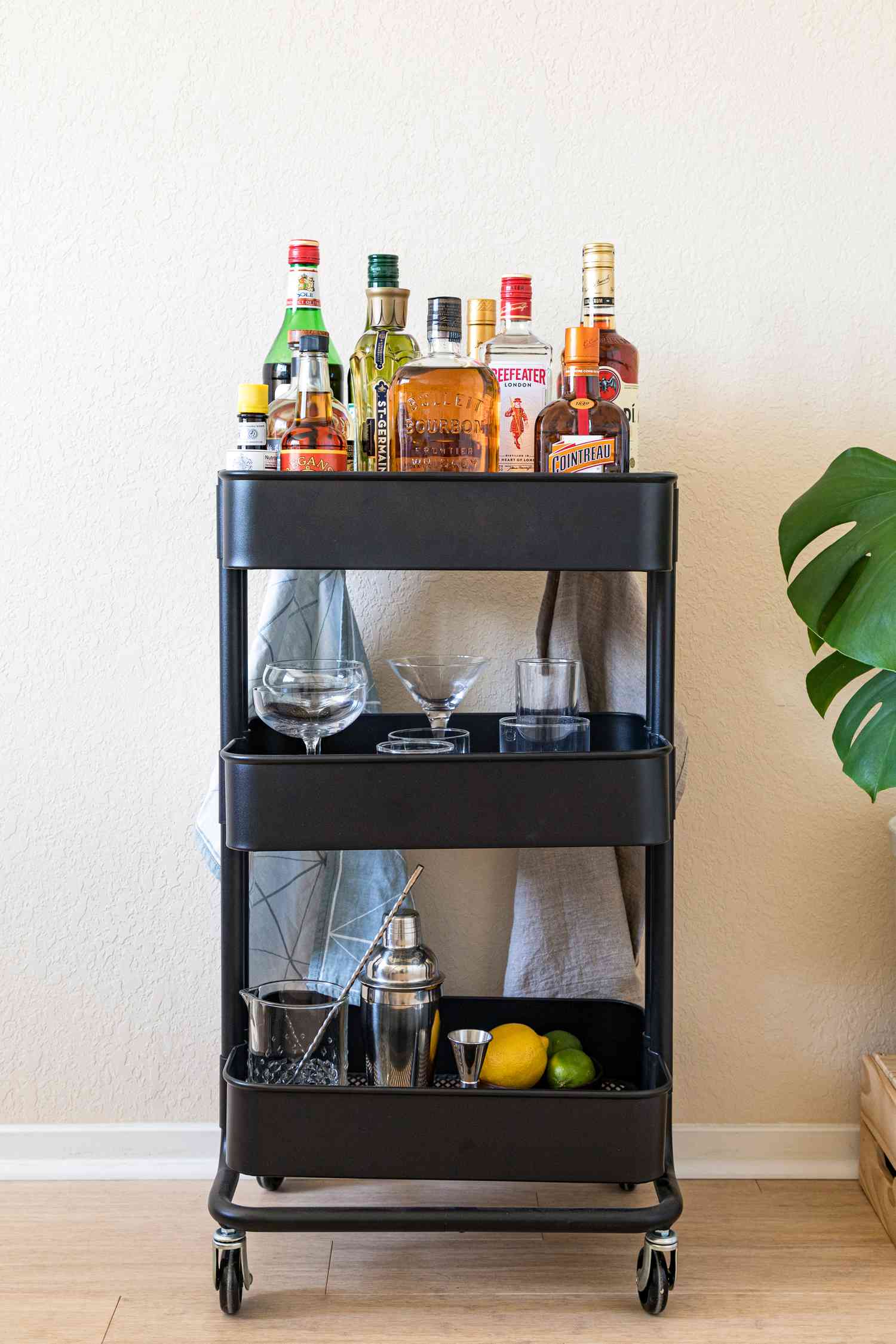 How to store and organize your home bar