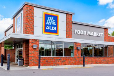 Aldi store front