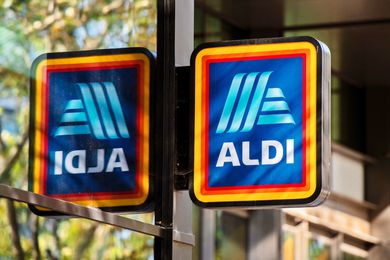 Aldi store sign