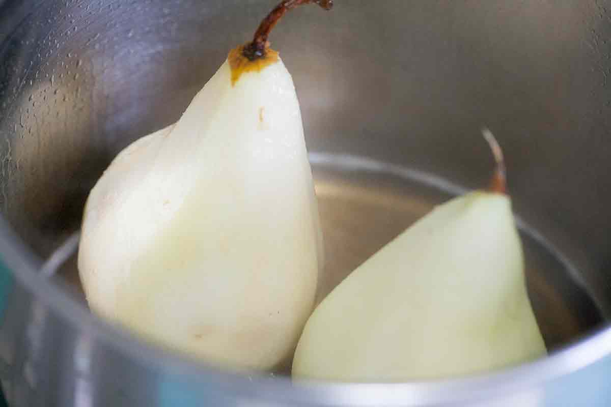 how to poach pears