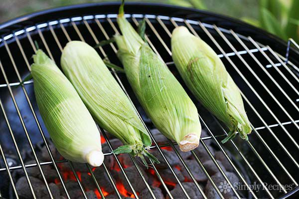 grilling corn on the cob