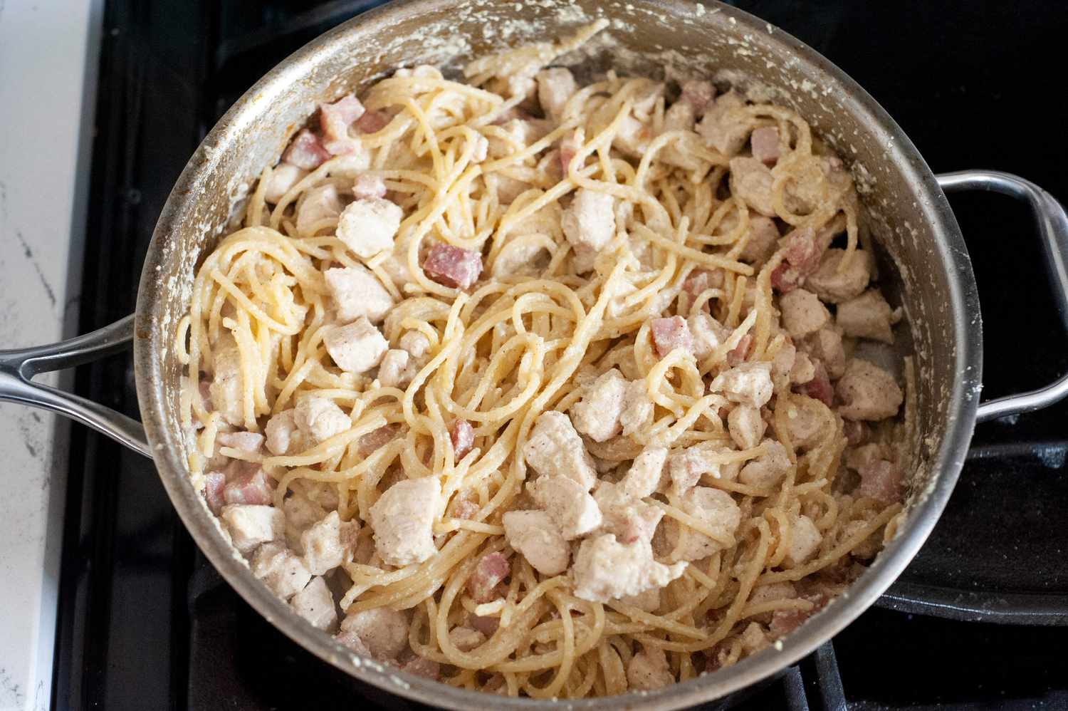 Chicken carbonara in pot