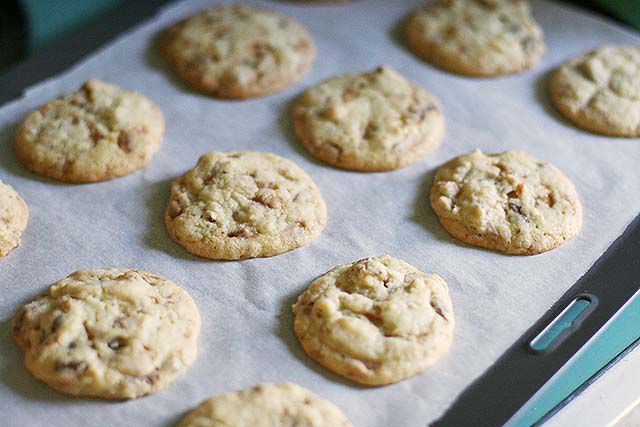 heath-bar-cookies-method-3