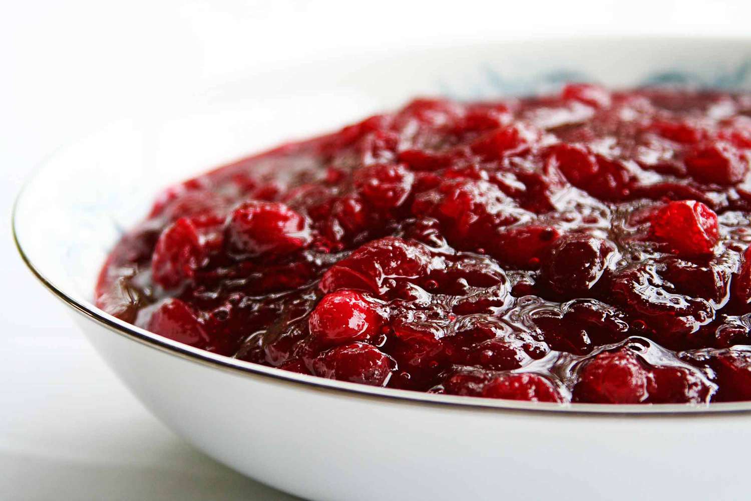 How to Make Homemade Cranberry Sauce