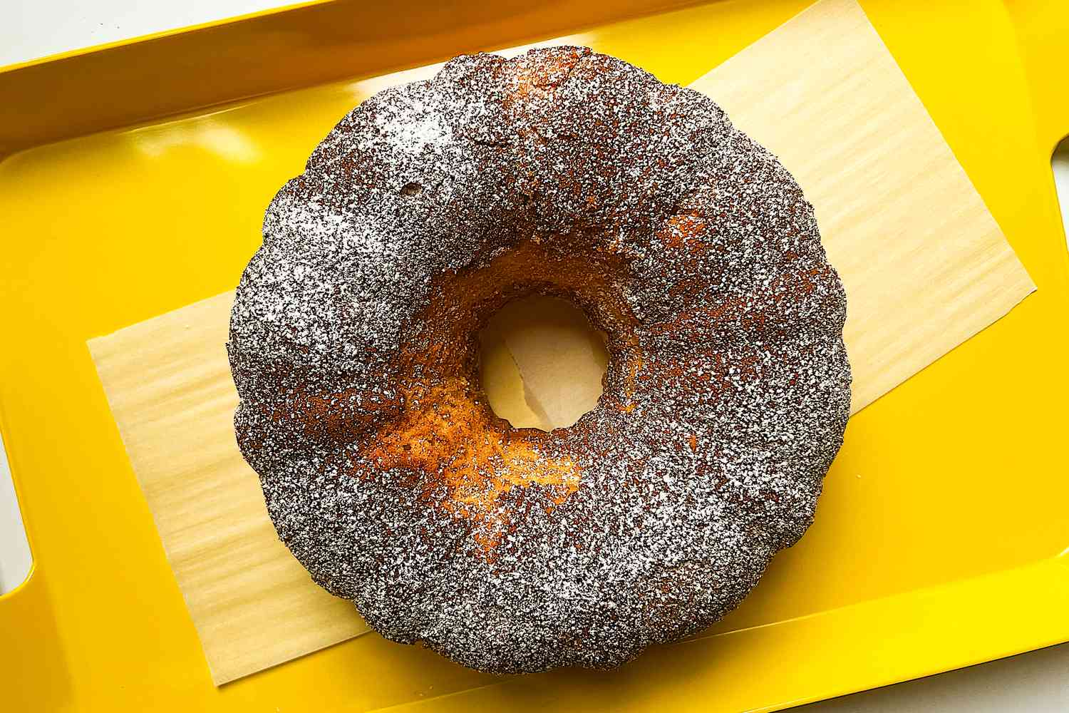 Reddit pound cake on a platter