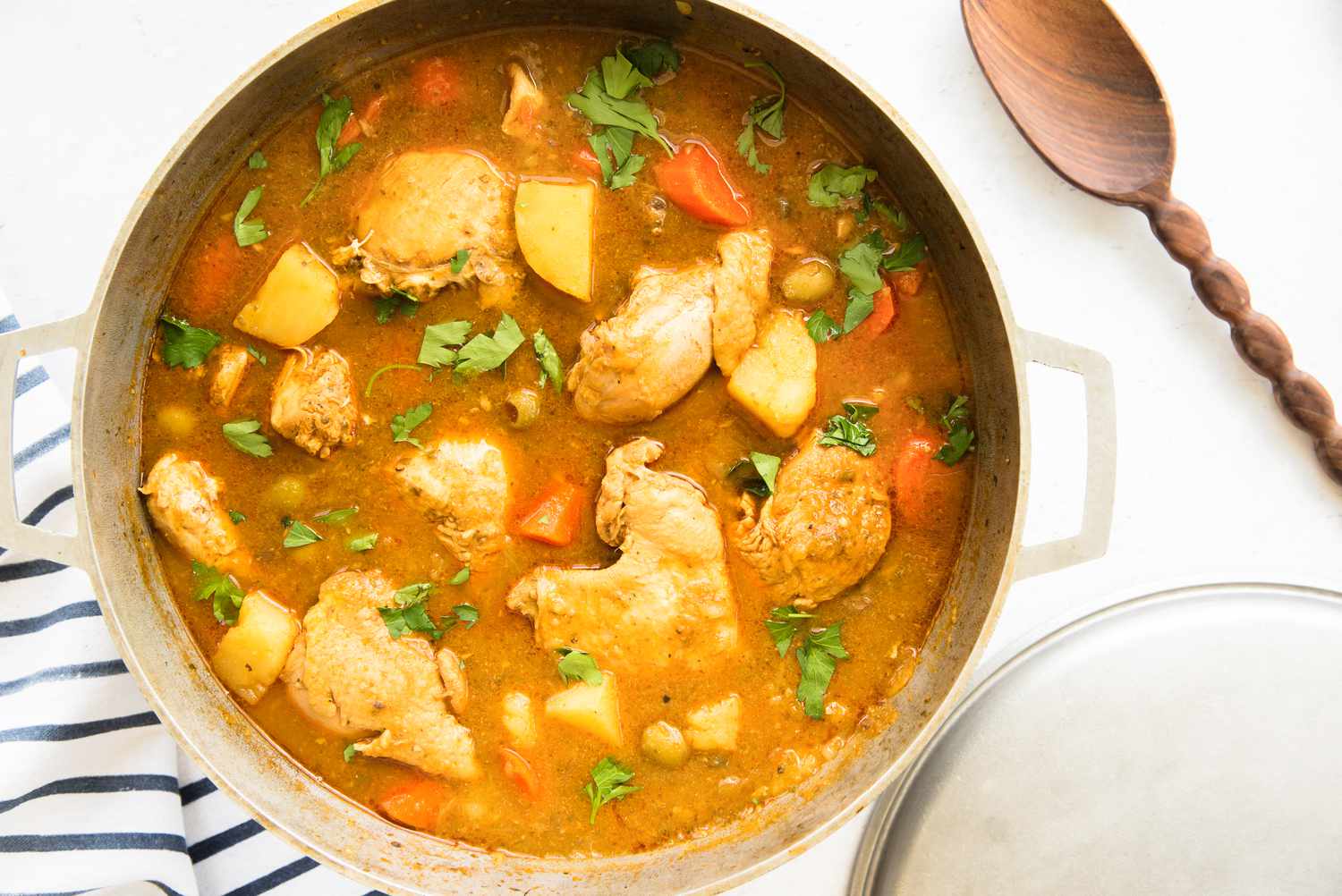 Pollo Guisado Topped with Cilantro 