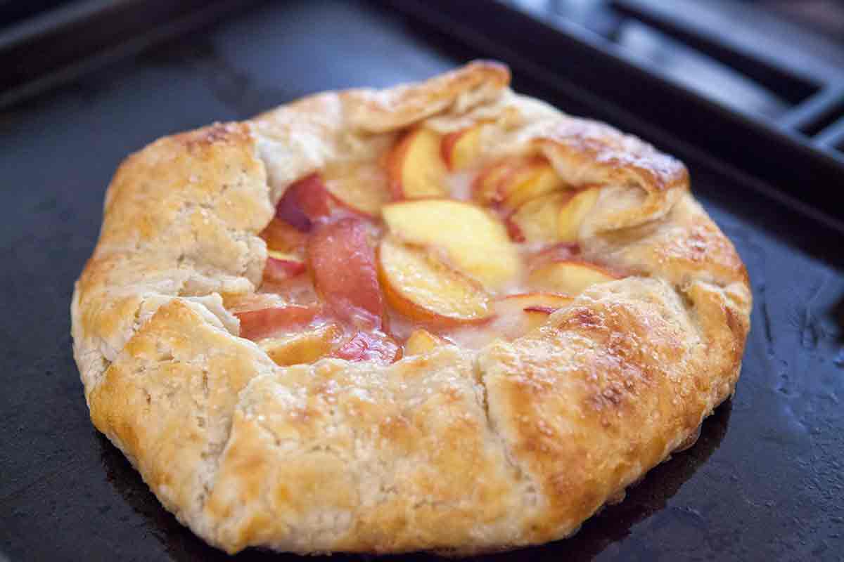 how to make a peach galette