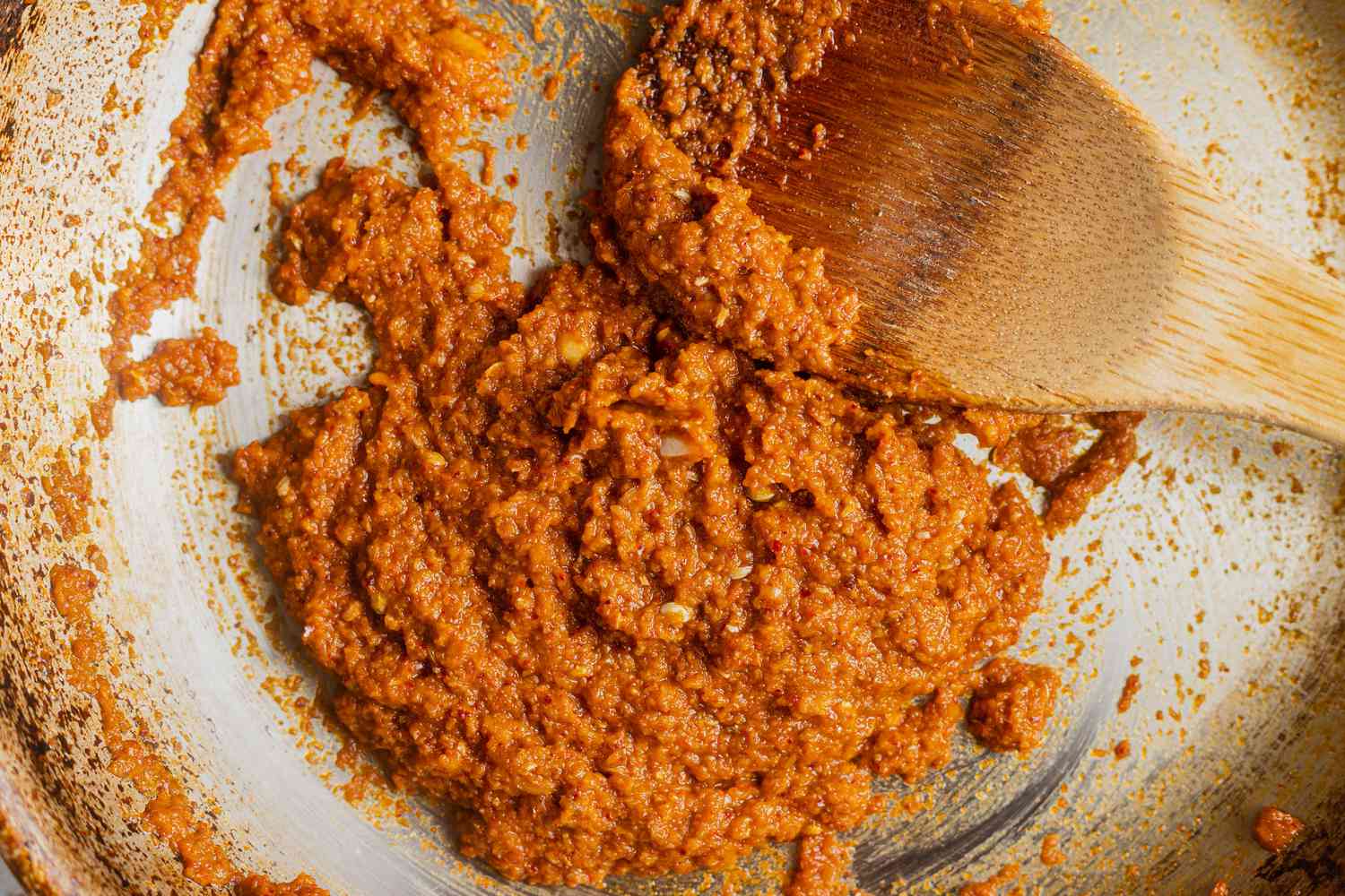 Cook Paste Grilled Shrimp with Konkani-Inspired Masala