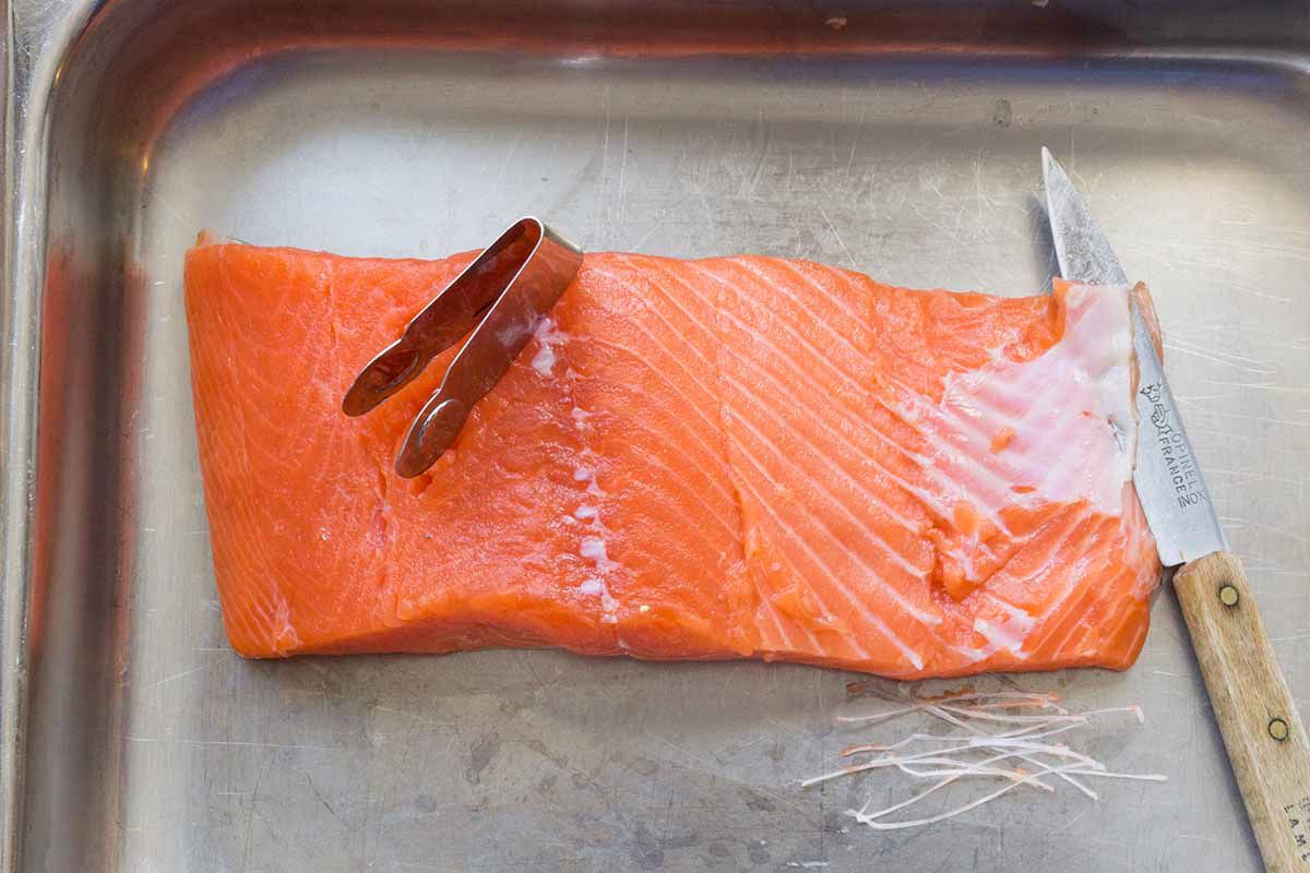 How to Make Salmon Gravlax