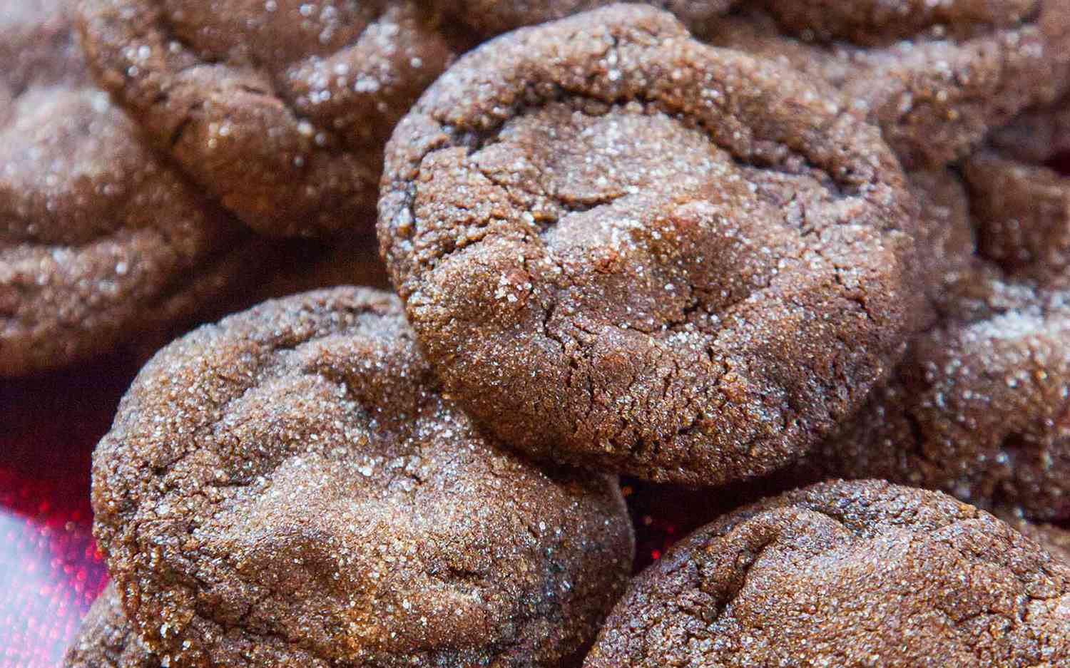 Chocolate-gingerbread cookies