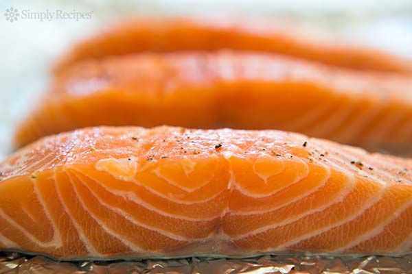 panko-crusted-salmon-method-600-1