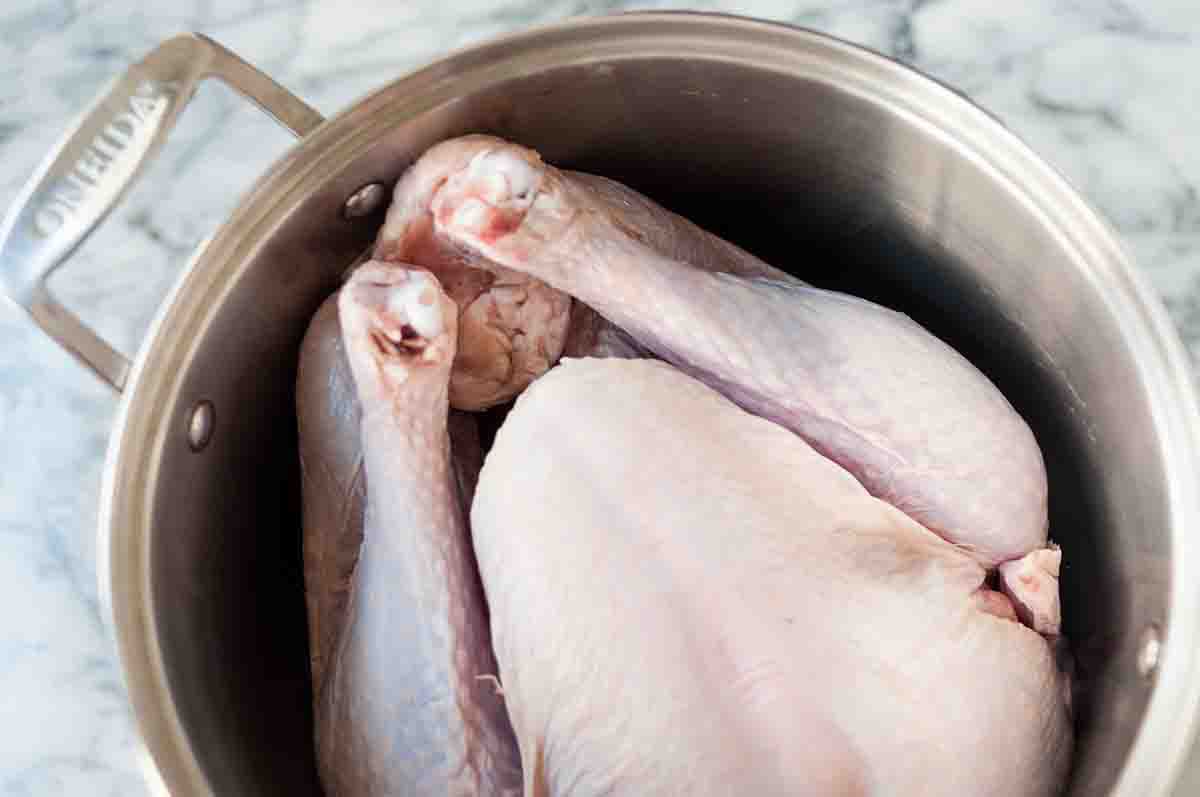 Easy Turkey Brine Recipe Turkey in a pot
