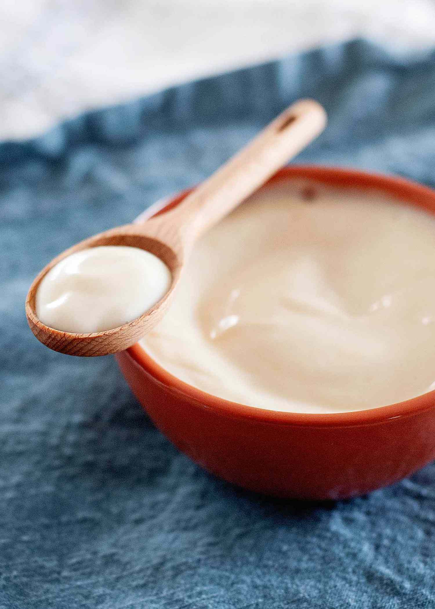bowl of homemade mayonnaise made in the blender