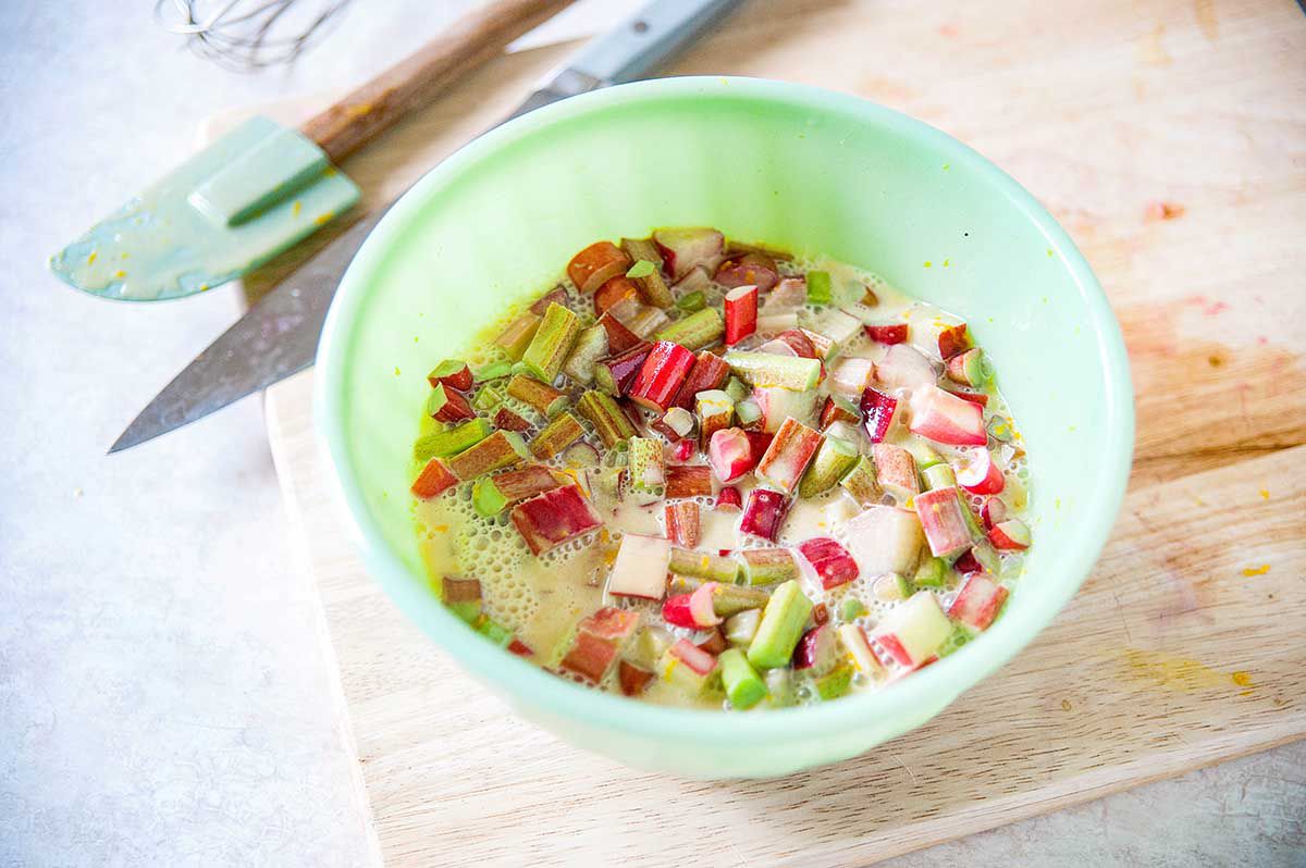 Easy Rhubarb Custard Pie - rhubarb and custard in bowl