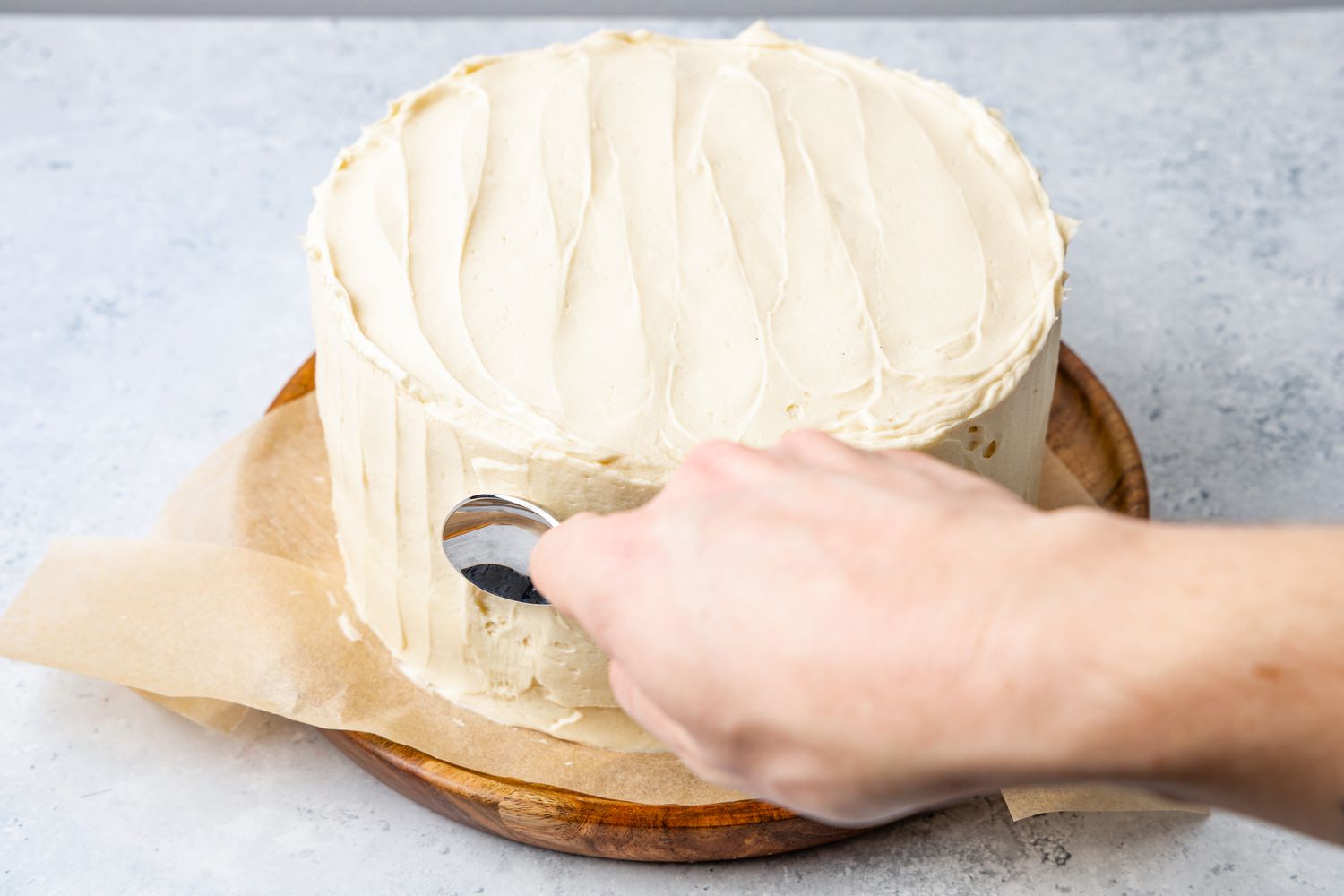 Spoon Used to Decorate the Exterior of 3-Layer Cake In the Microwave