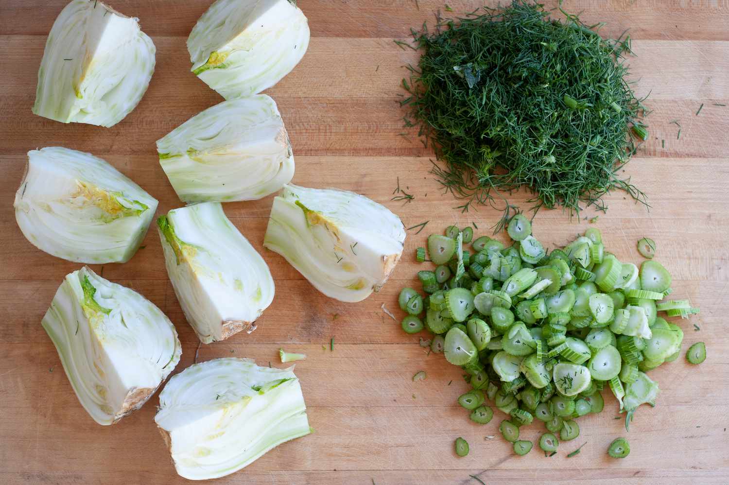 Prep fennel on cutting board.