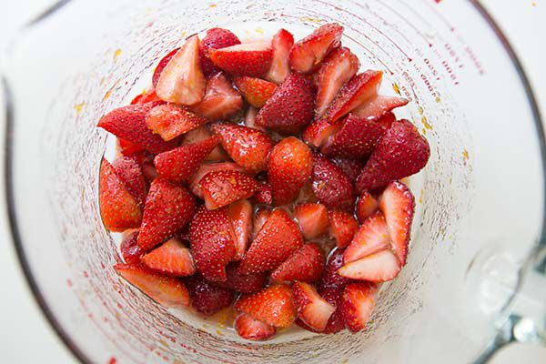 microwave-strawberry-jam-method-1