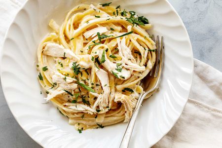 easy chicken alfredo with linguine