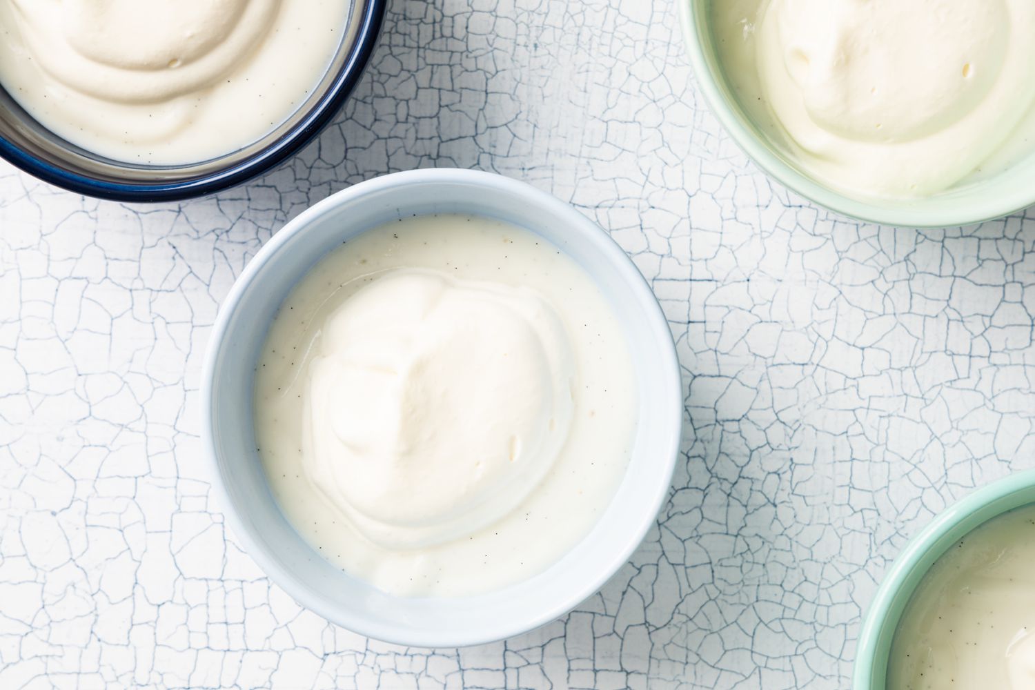 Easy Homemade Vanilla Pudding in Multiple Bowls