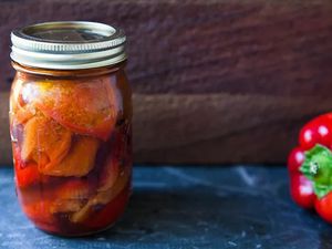 Marinated Roasted Red Bell Peppers 