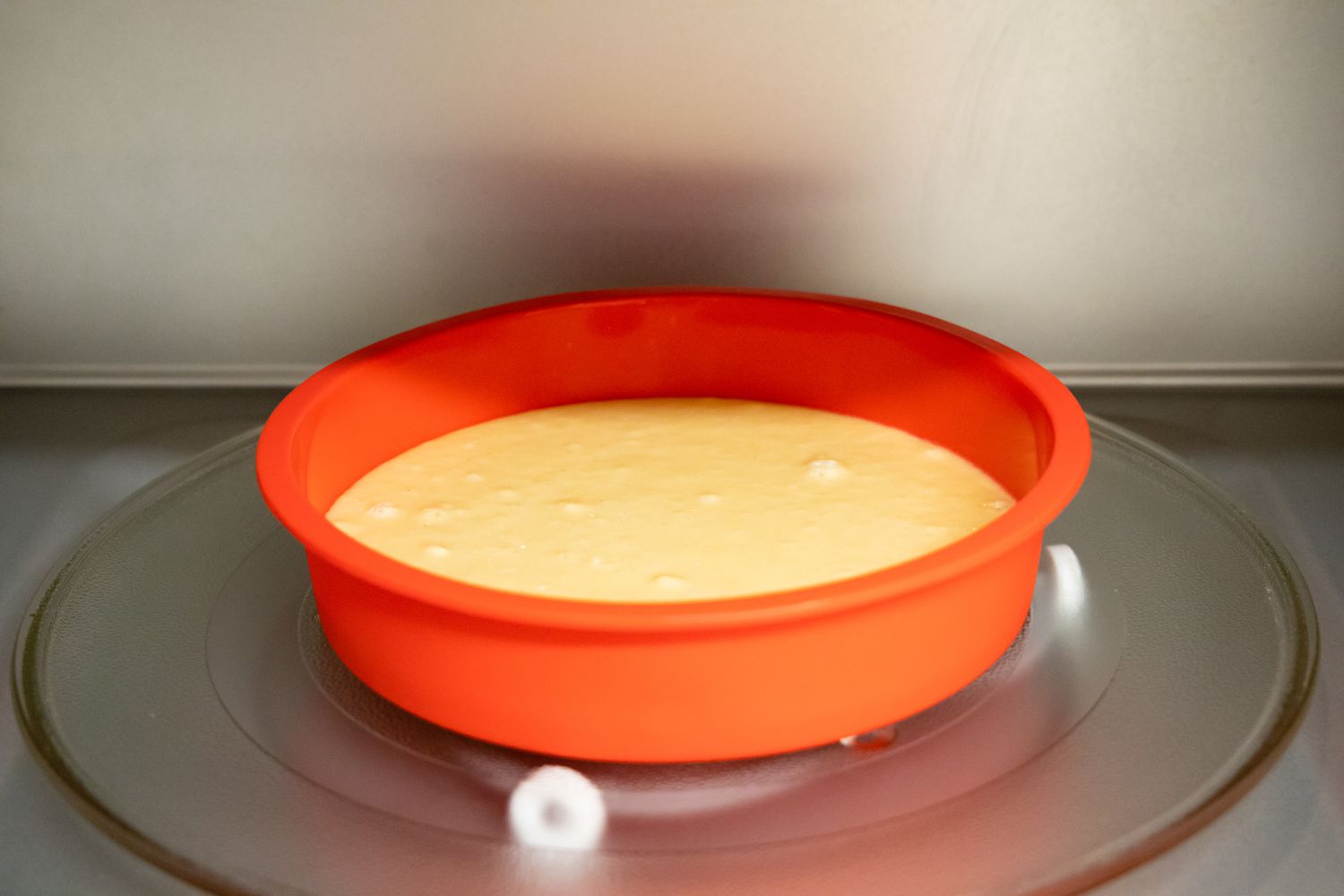 One Layer Baking in the Microwave for Layered Microwave Cake Recipe
