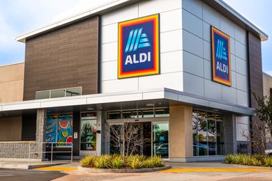 Outside view of an ALDI storefront