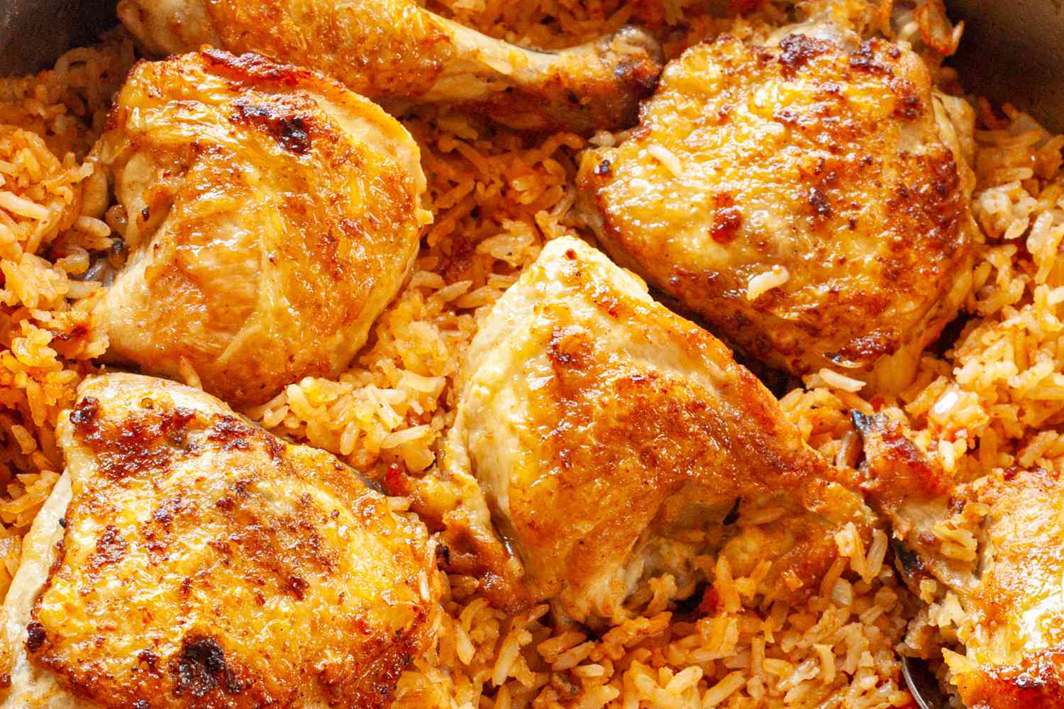 Close up of a pot or cooked arroz con pollo