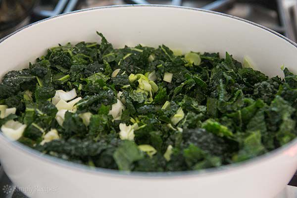 colcannon-potato-soup-method-600-1