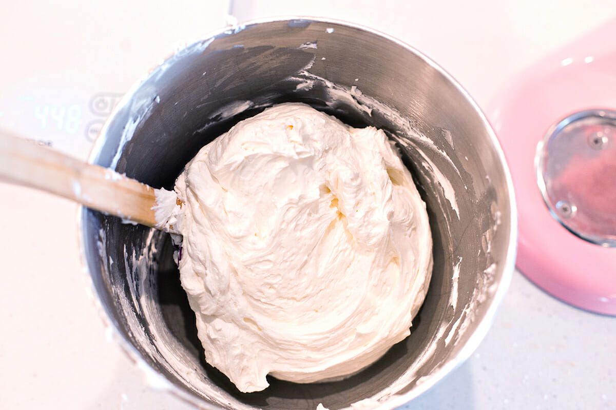 ingredients in buttercream vanilla frosting