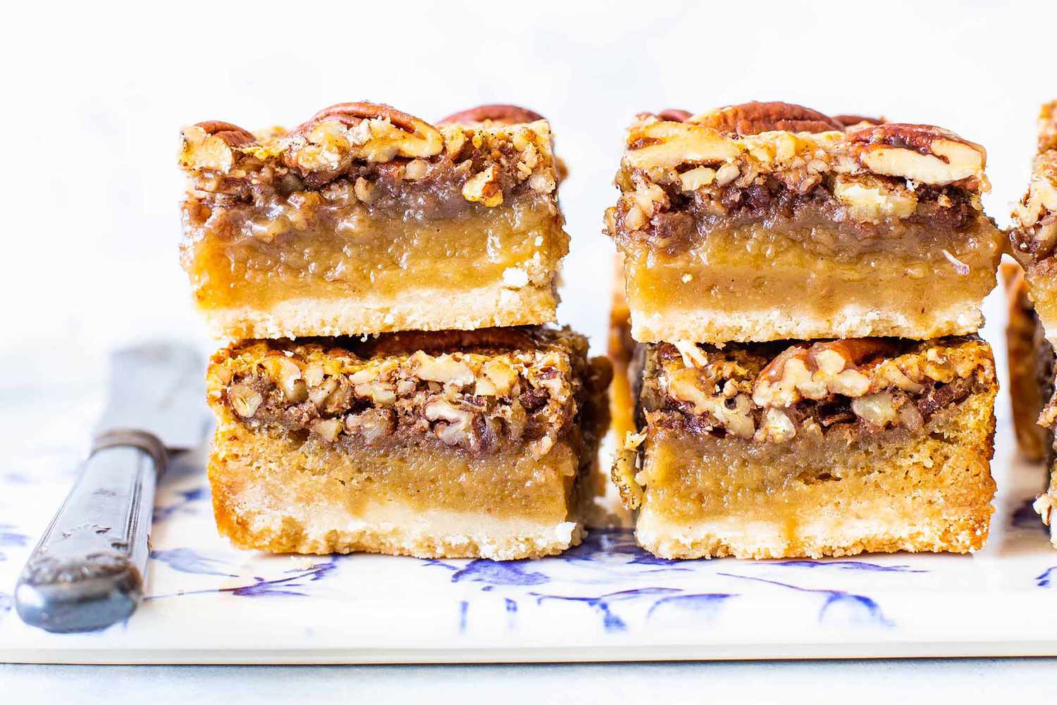 Easy Pecan Pie Bars