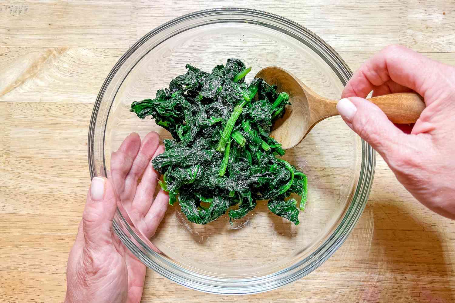 Bowl of Spinach for Classic Kimbap 