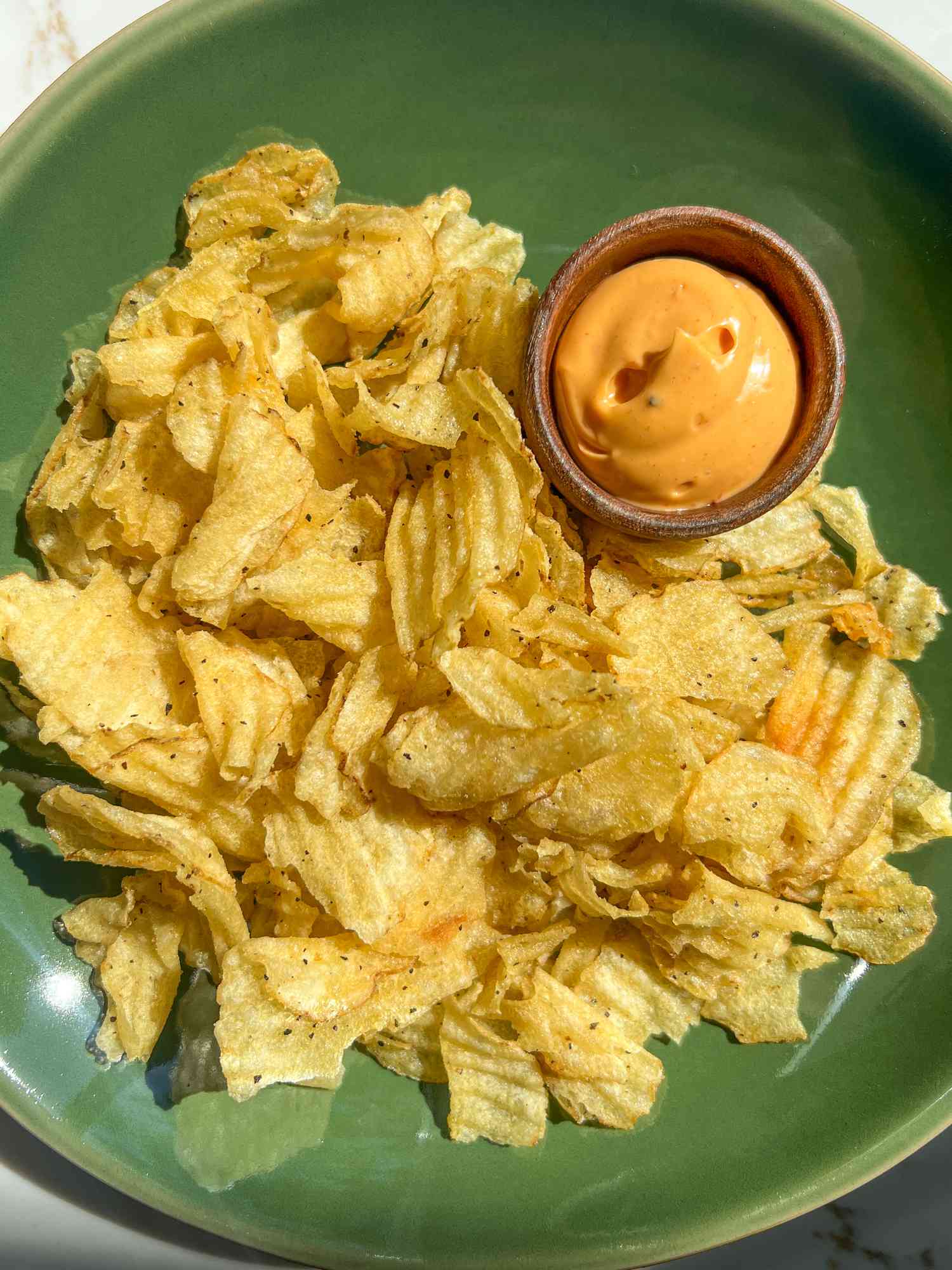 Chips and chipotle mayo for dipping