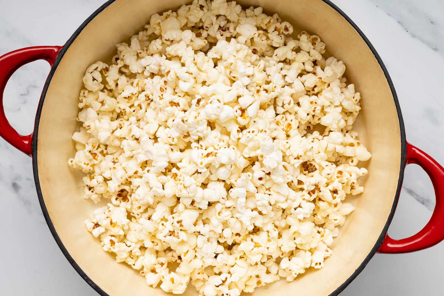 popcorn in dutch oven