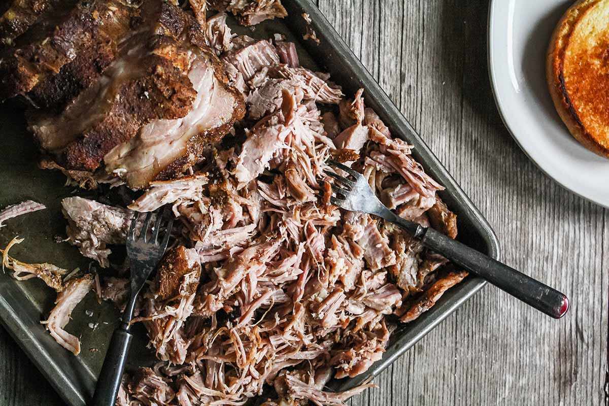Pulled Pork in the Slow Cooker shred the pulled pork