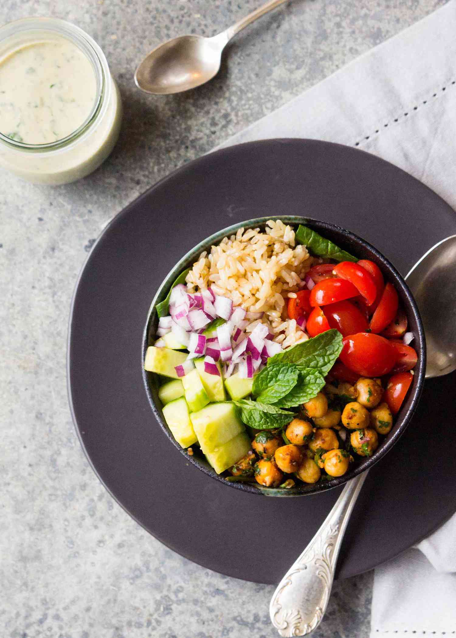 Mediterranean Chickpea Buddha Bowls