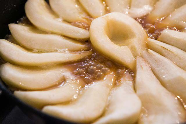pear-tarte-tatin-method-6