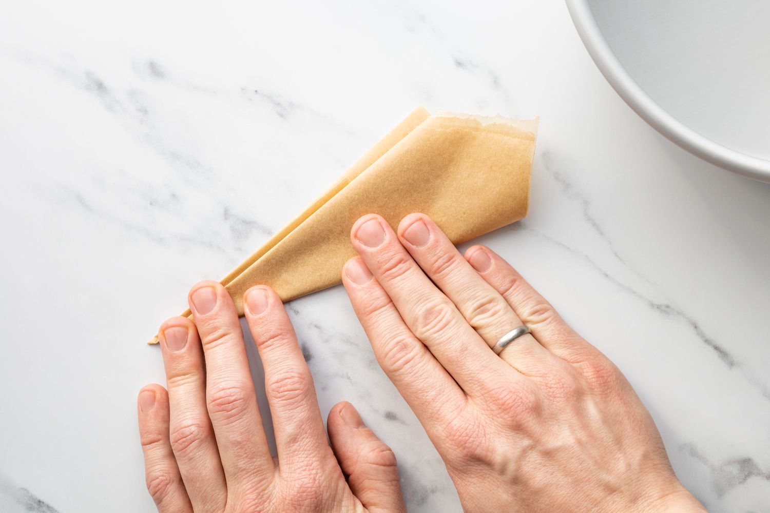 How to line a cake pan with parchment paper
