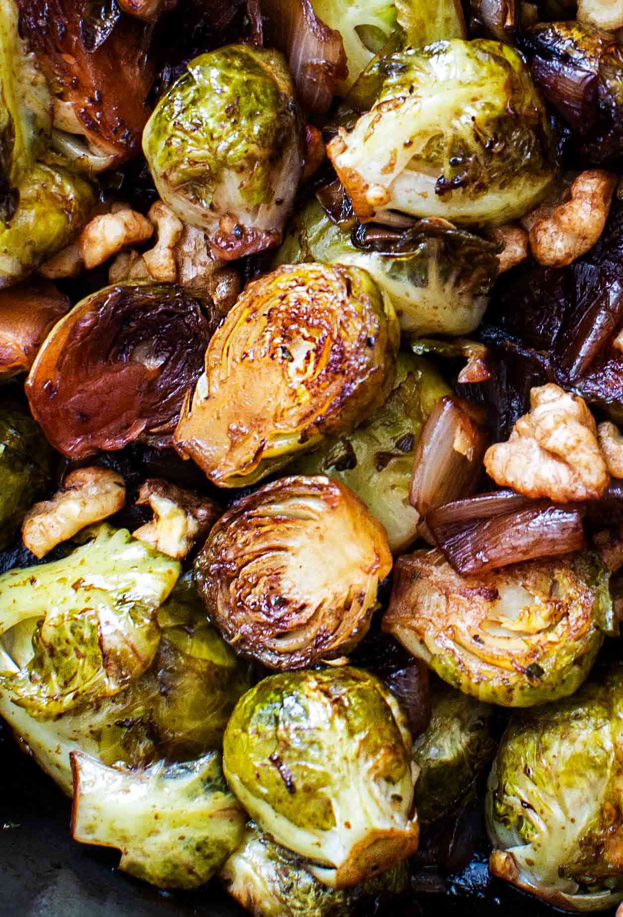 Balsamic Roasted Brussels Sprouts