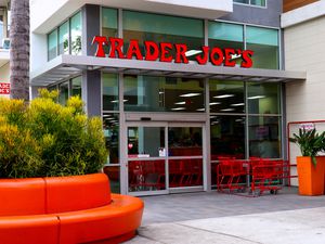 Trader Joe's store front