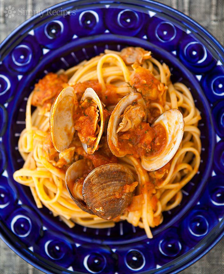 Linguine with Red Clam Sauce