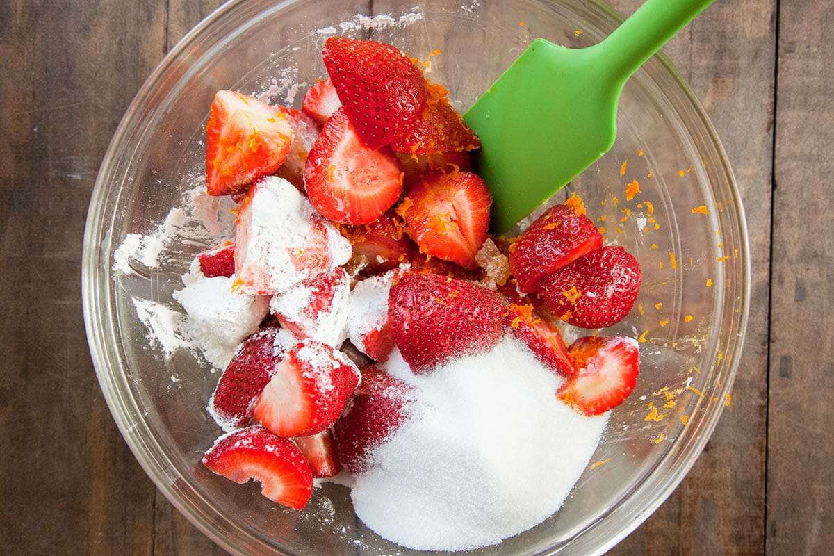 Best Strawberry rhubarb crisp macerate the strawberries