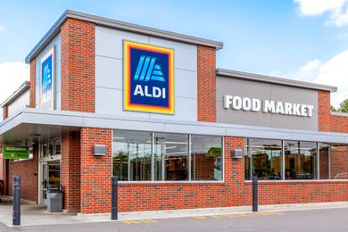 Aldi store front
