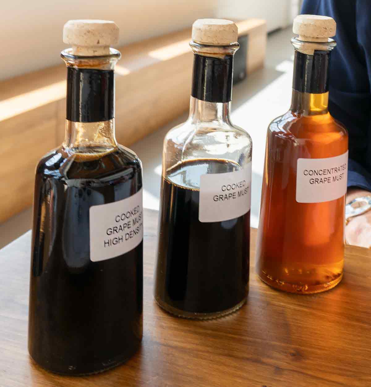 Concentrated and boiled grape must in bottles