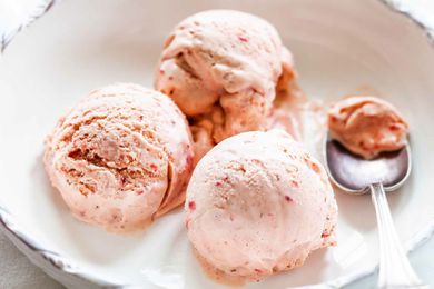 recipe for Homemade strawberry ice cream